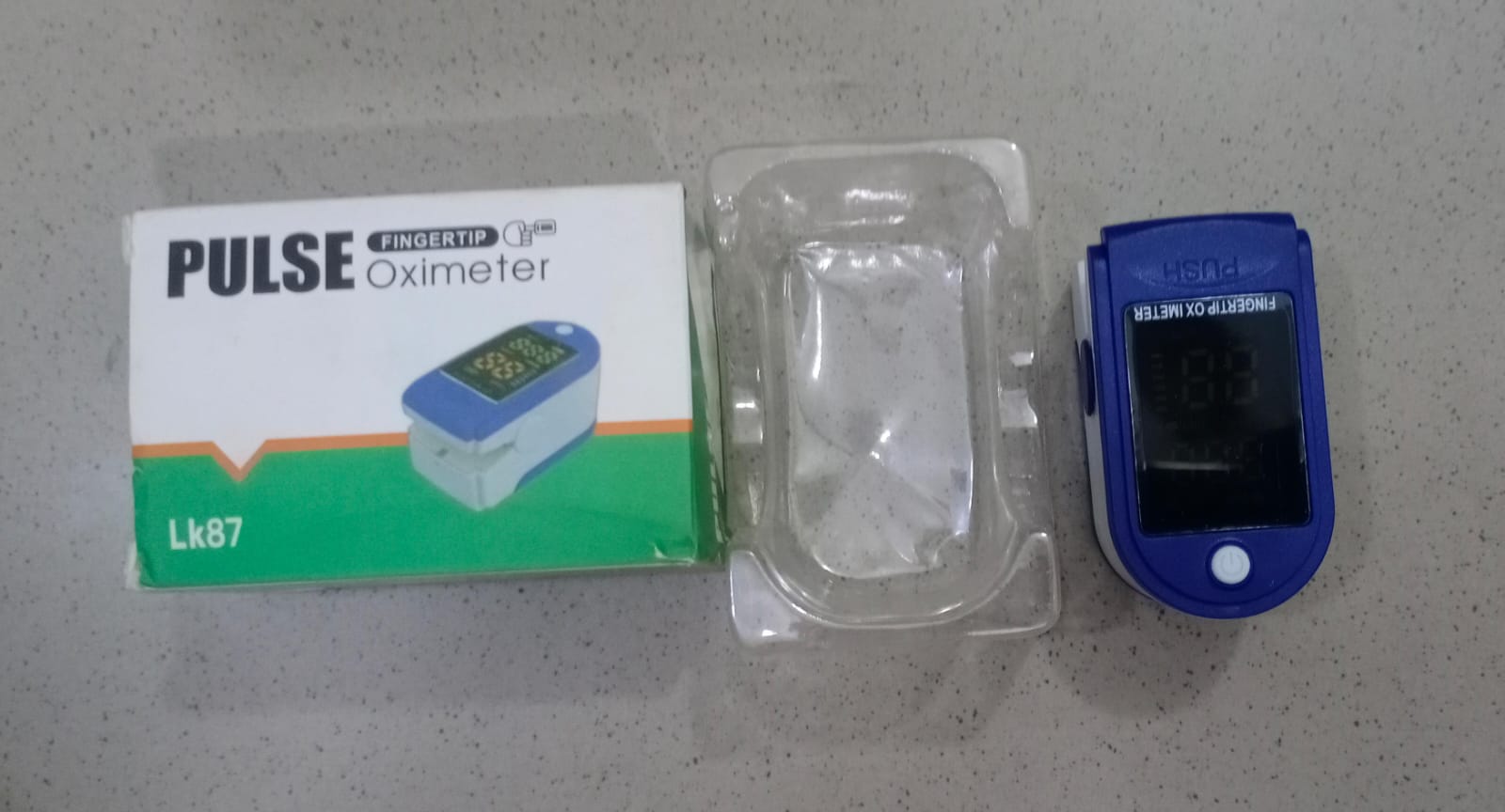 Fingertip Pulse Oximeter – SpO2 & Pulse Rate Monitor | Fast & Accurate